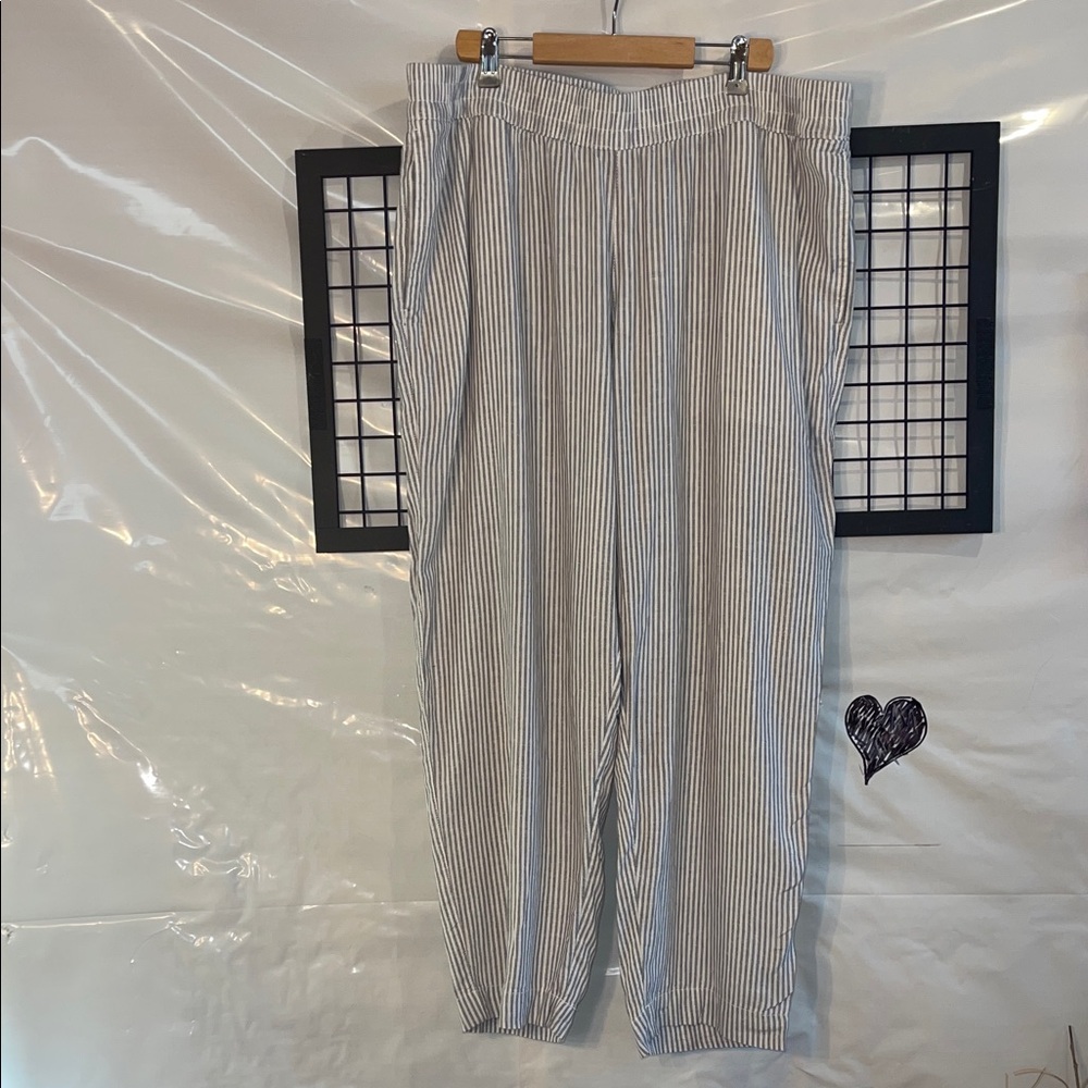 Old Navy Linen blend Striped High-Rise Straight Pants with pockets